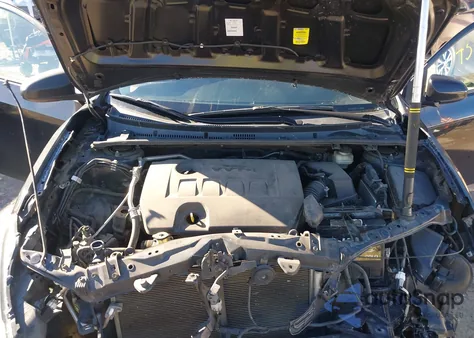 2018 Toyota Corolla Le from USA, damaged, VIN 2T1BURHE7JC971120